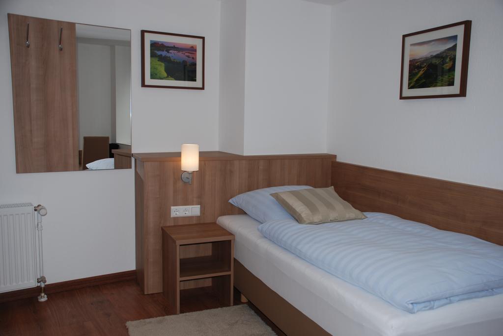 Hotel Rest Inn Бреттен Номер фото