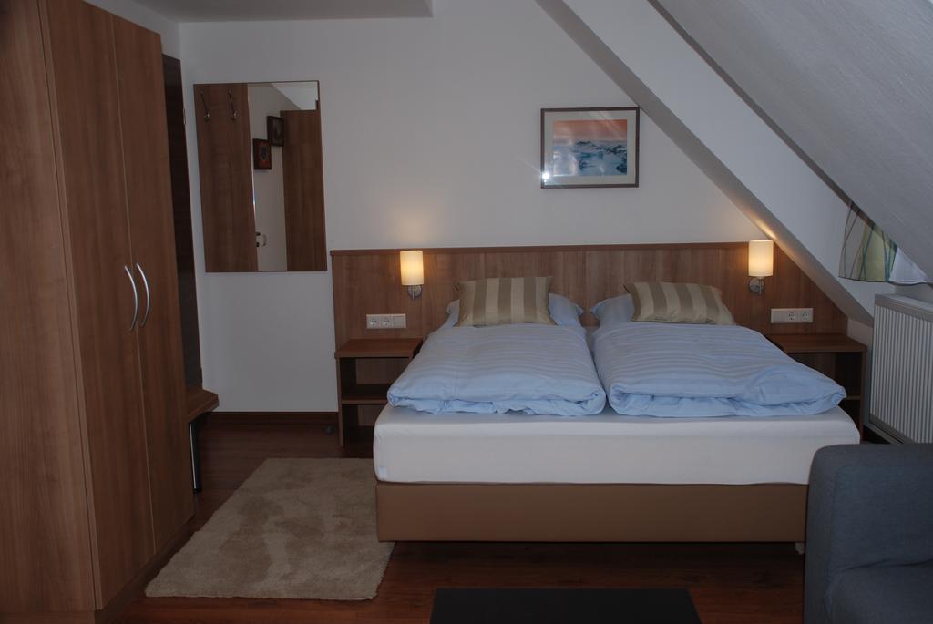 Hotel Rest Inn Бреттен Номер фото
